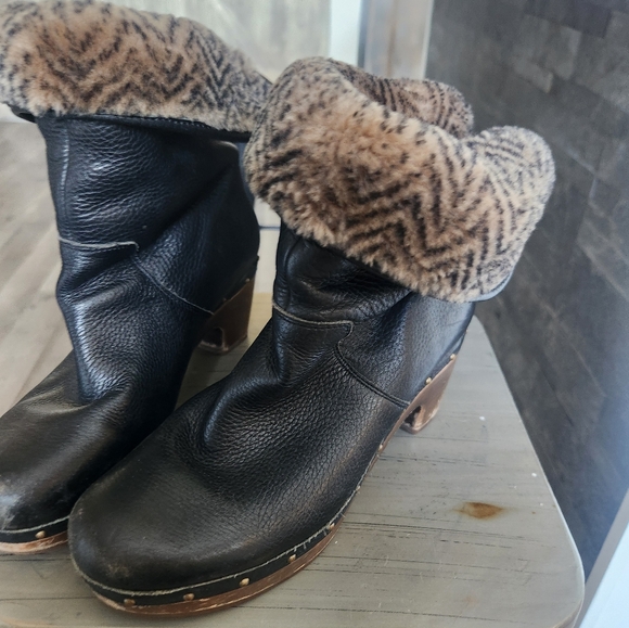 Ugg Australia Cora Leather Fold Over shearling Boots 2 in 1 look!! - Picture 10 of 12